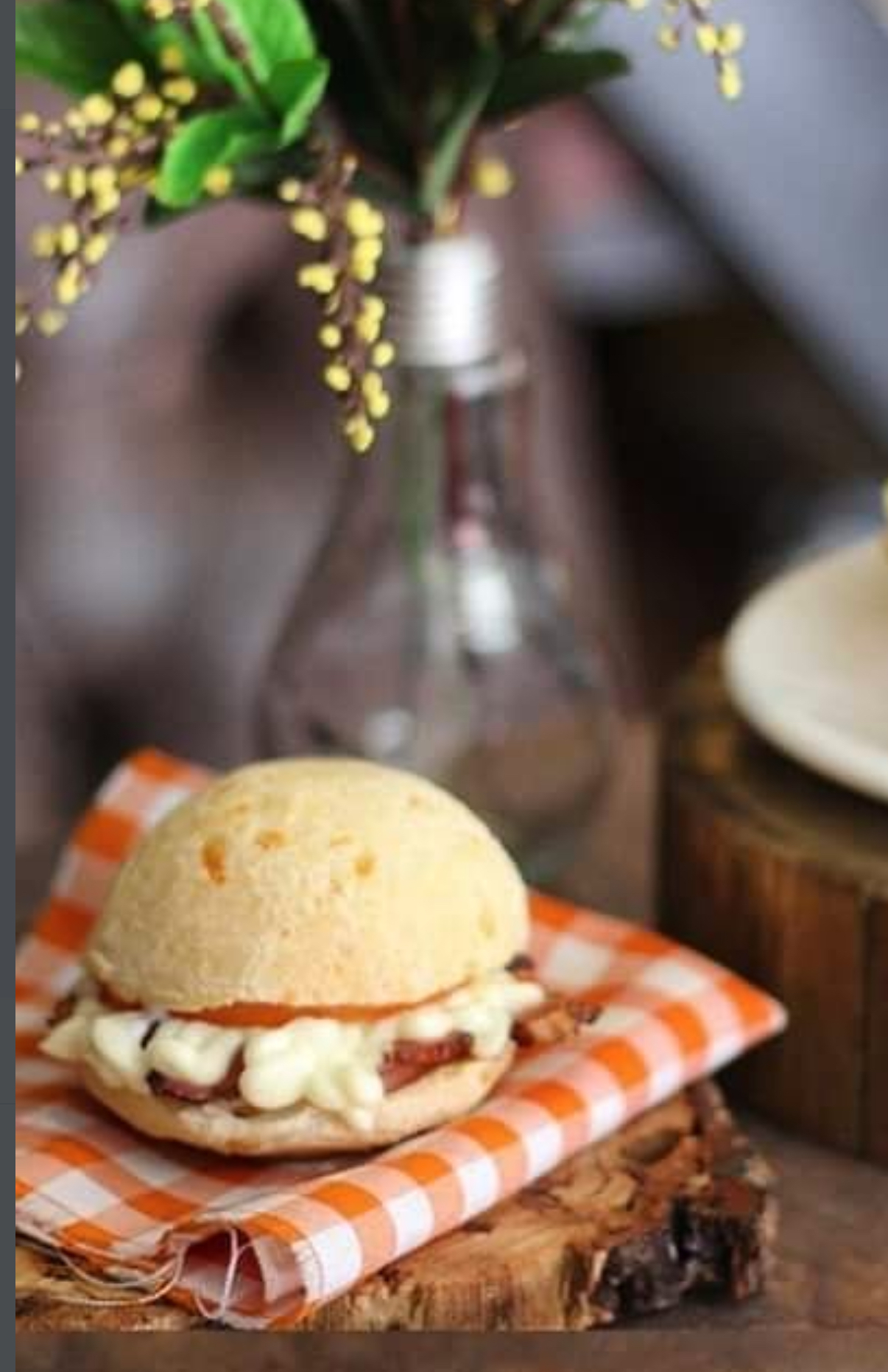 Pao de Queijo Recheado